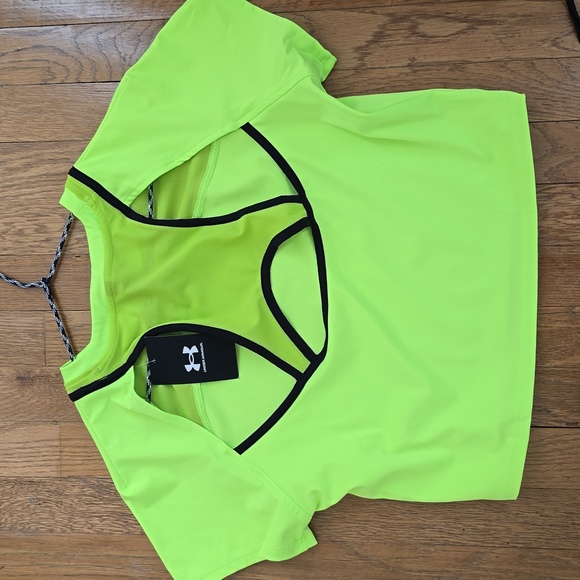 UNDER ARMOUR WOMEN'S FLORESCENT GREEN ATHLETIC CROP TOP SIZE LARGE - Picture 14 of 14